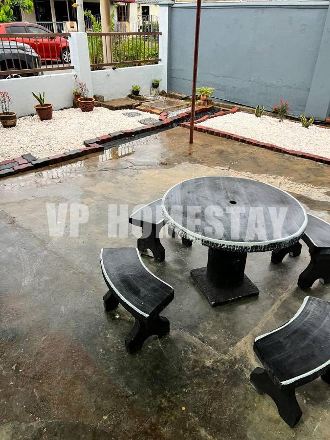 Vp - Malay Only Apartment *